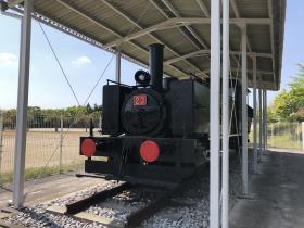 小竹町指定文化財第4号】蒸気機関車アルコ23号・貨車ロト39号 / 小竹町