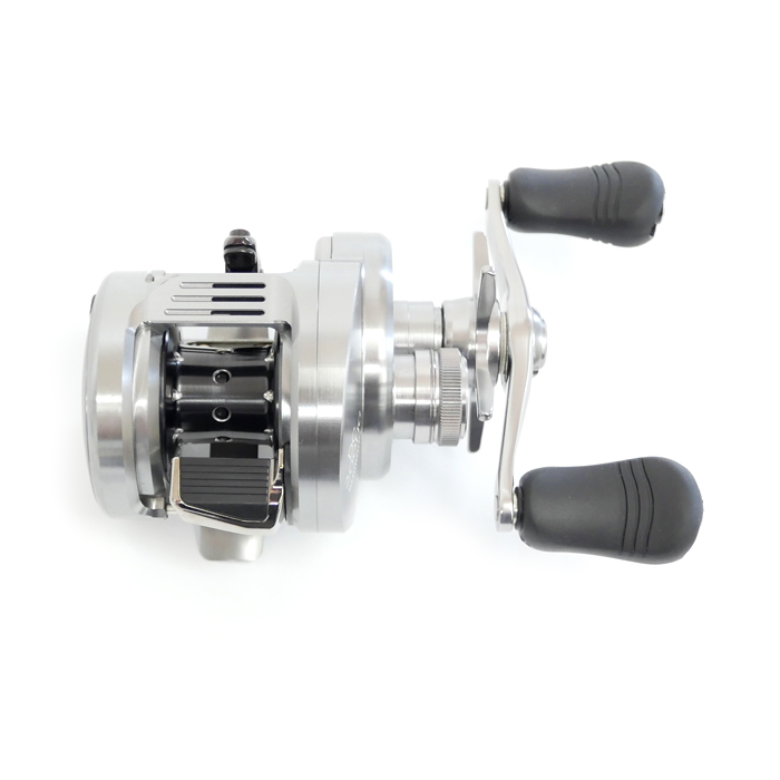 中古品/USED】 シマノ 20カルカッタコンクエストDC 200HG 右巻き