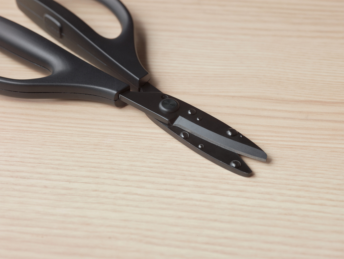 サクサ 万能・水洗い対応洗えるハサミ フッ素 刃渡り寸法45mm ブラック