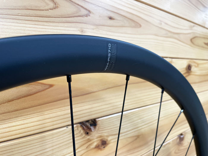 50%OFF】シマノ・105 C32チューブレスディスクブレーキホイール前後