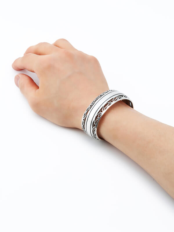 LoungeLizard x M・A・R・S コラボレーションバングル｜MARS（マーズ）