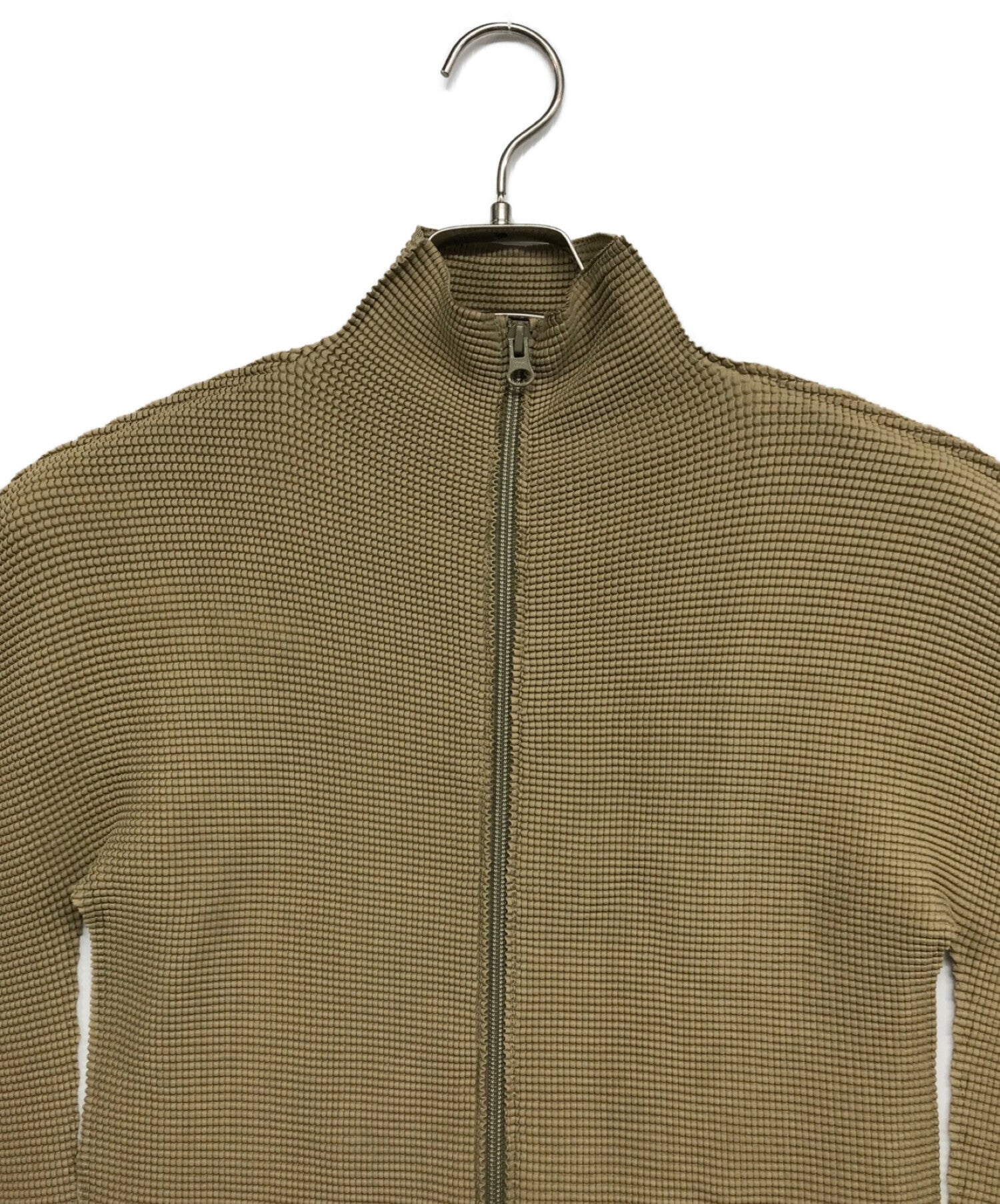 Pre-owned] me ISSEY MIYAKE Three-dimensional pleated zip cardigan