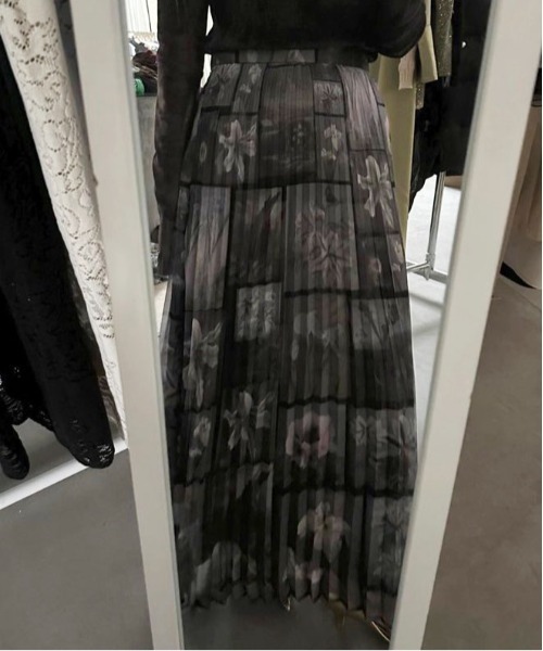 Ameri（アメリ）の「FLOWER PATCHWORK PLEATED SKIRT（スカート）」 - WEAR