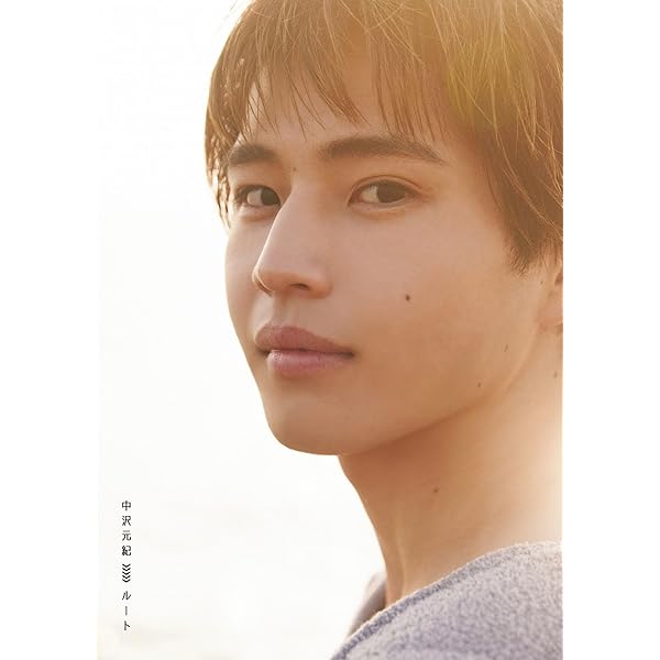 Amazon.co.jp: 清水尋也 ファースト写真集 『 FLOATING 』 : 赤木 雄一: 本