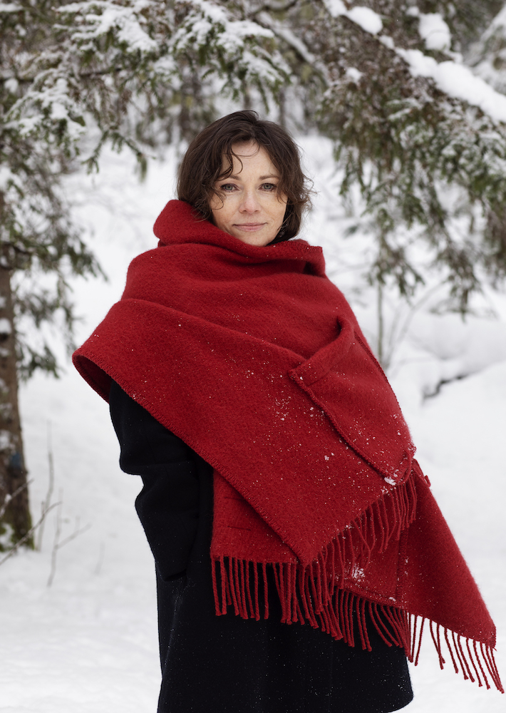 UNI pocket shawl（dark red） – LAPUAN KANKURIT（ラプアンカンクリ）