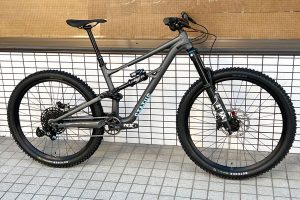 こんなんいかがでしょ？ SPECIALIZED STATUS 160 | 1989年創業の