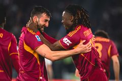 Kluivert to wear No.34 in poignant tribute to former teammate - AS