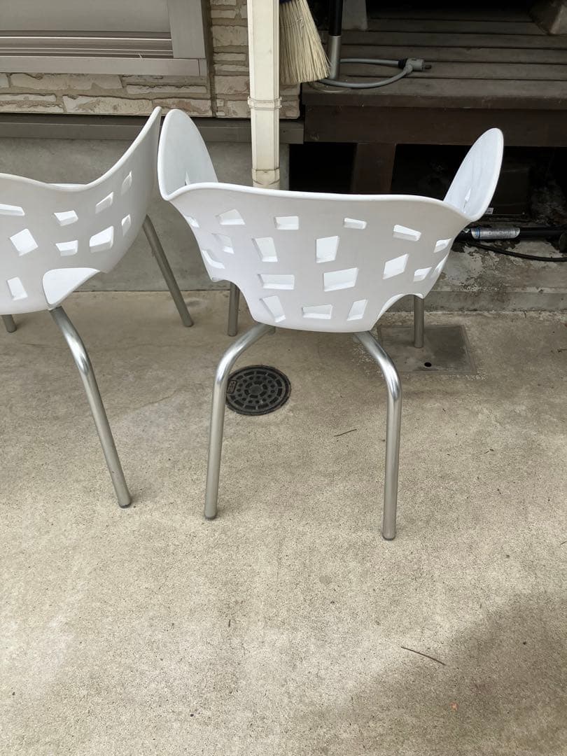 AMAT-3ミラルックアーム ガーデン スペイン製4脚 白 ハビエルマリスカル