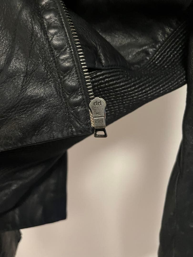 PRADA 2009年 ライダースジャケット 本革 48 - メルカリ