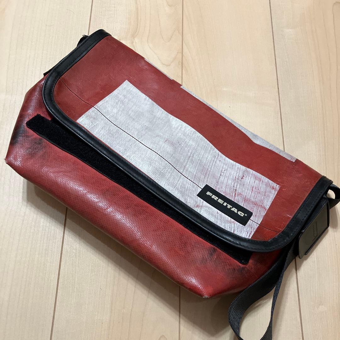 【新着】FREITAG メッセンジャーバッグ レッド/ホワイト サーフサイド6 FREITAG（フライターグ） F42 SURFSIDE6 サーフサイド6 メッセンジャー