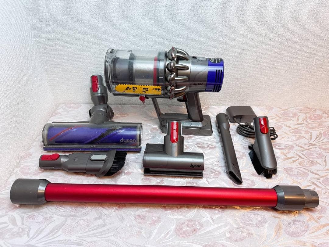 分解洗浄済】315-ダイソン dyson v10 sv12 掃除機 作動品