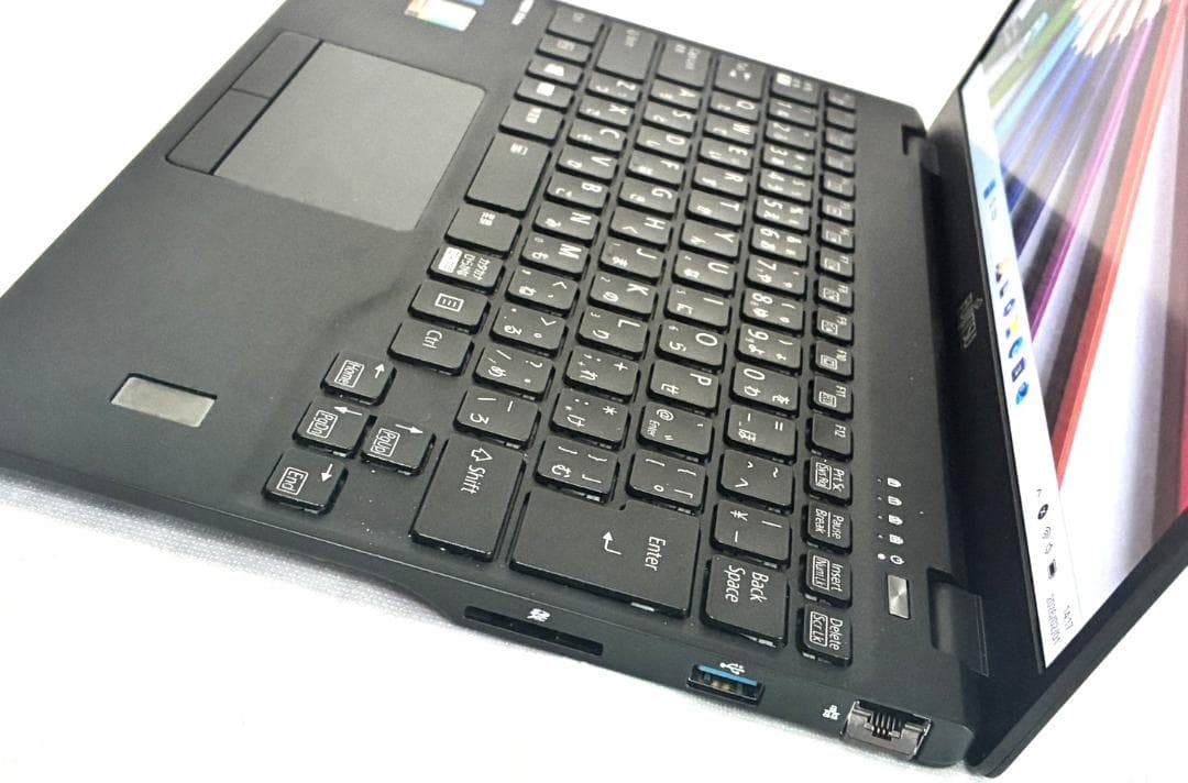 美品 2021年 軽量 薄型 LIFEBOOK U9311/FW i7 11世代 - メルカリ